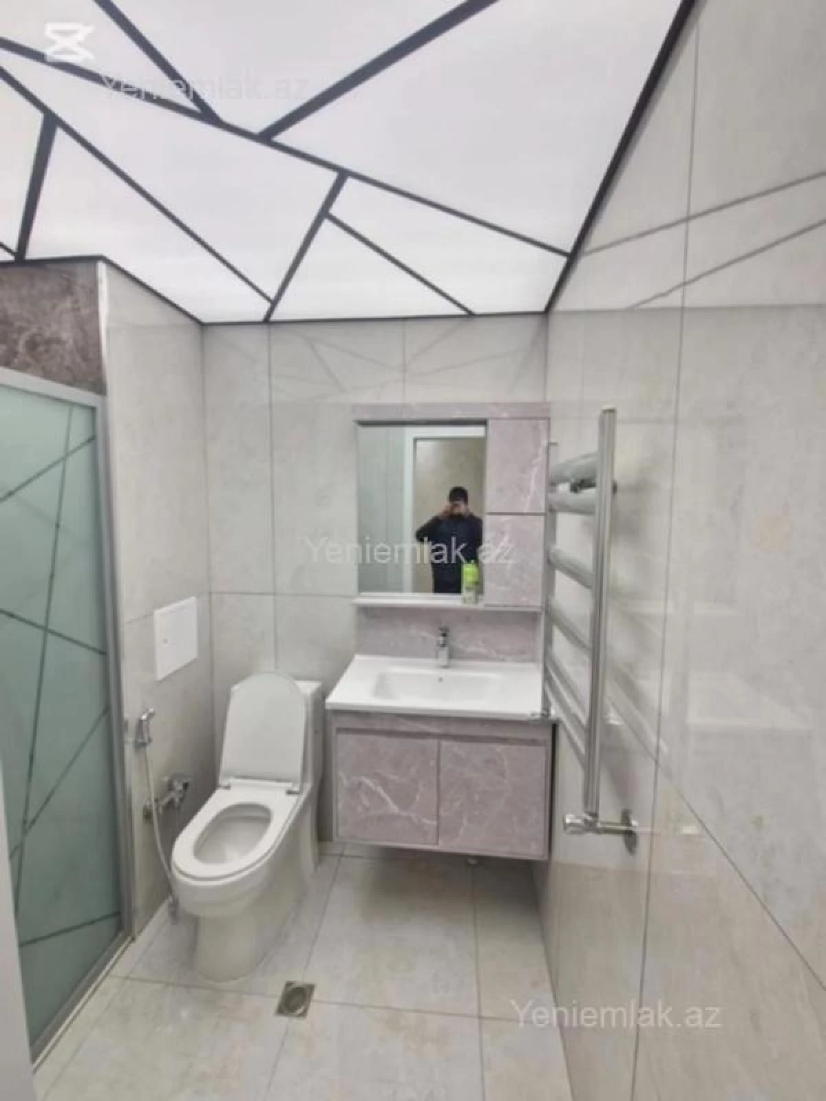 Satılır 3 otaqlı köhnə tikili 60 m²