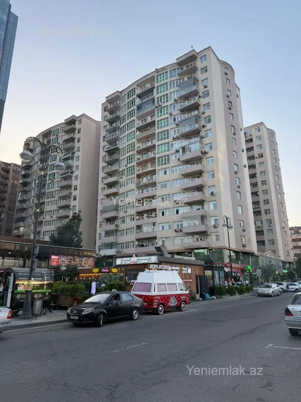 Satılır 3 otaqlı yeni tikili 116 m²