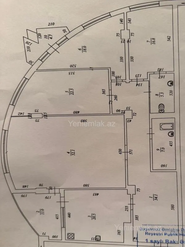 Satılır 3 otaqlı yeni tikili 135 m²