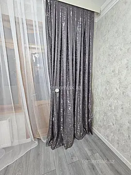 Satılır 3 otaqlı köhnə tikili 85 m²