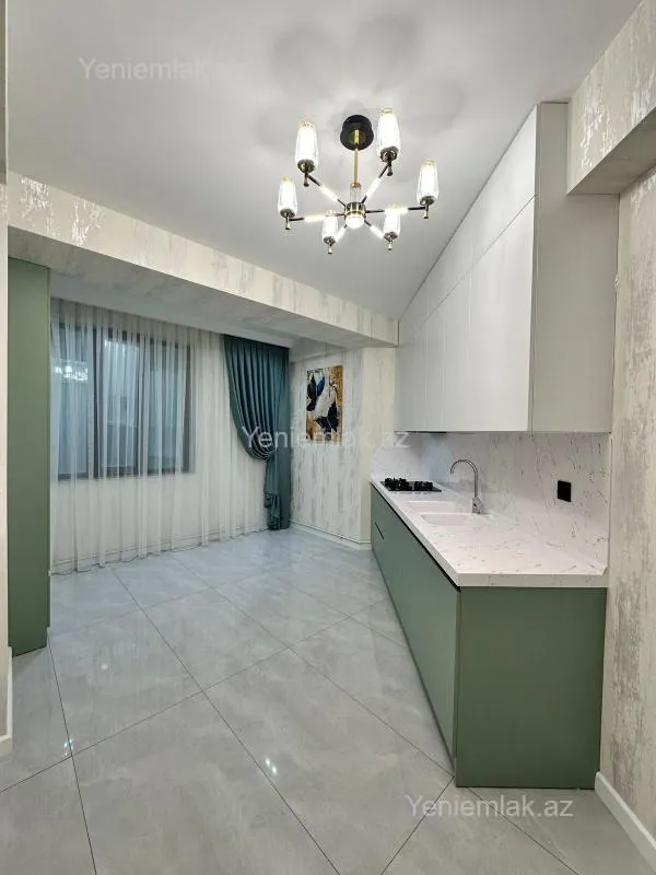 Satılır 3 otaqlı yeni tikili 107 m²
