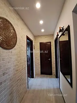 Satılır 2 otaqlı köhnə tikili 75 m²