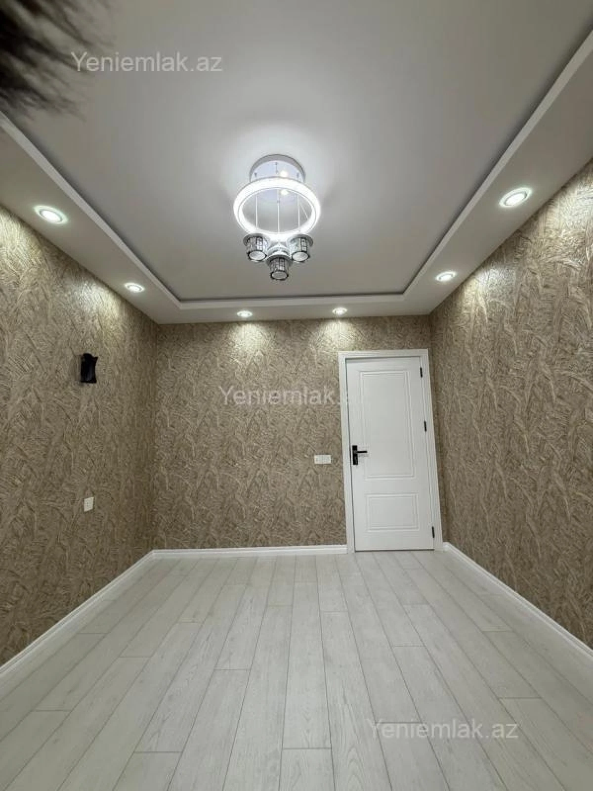 Satılır 3 otaqlı köhnə tikili 60 m²