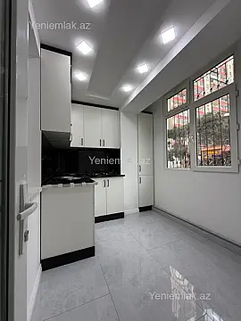 Satılır 3 otaqlı köhnə tikili 60 m²