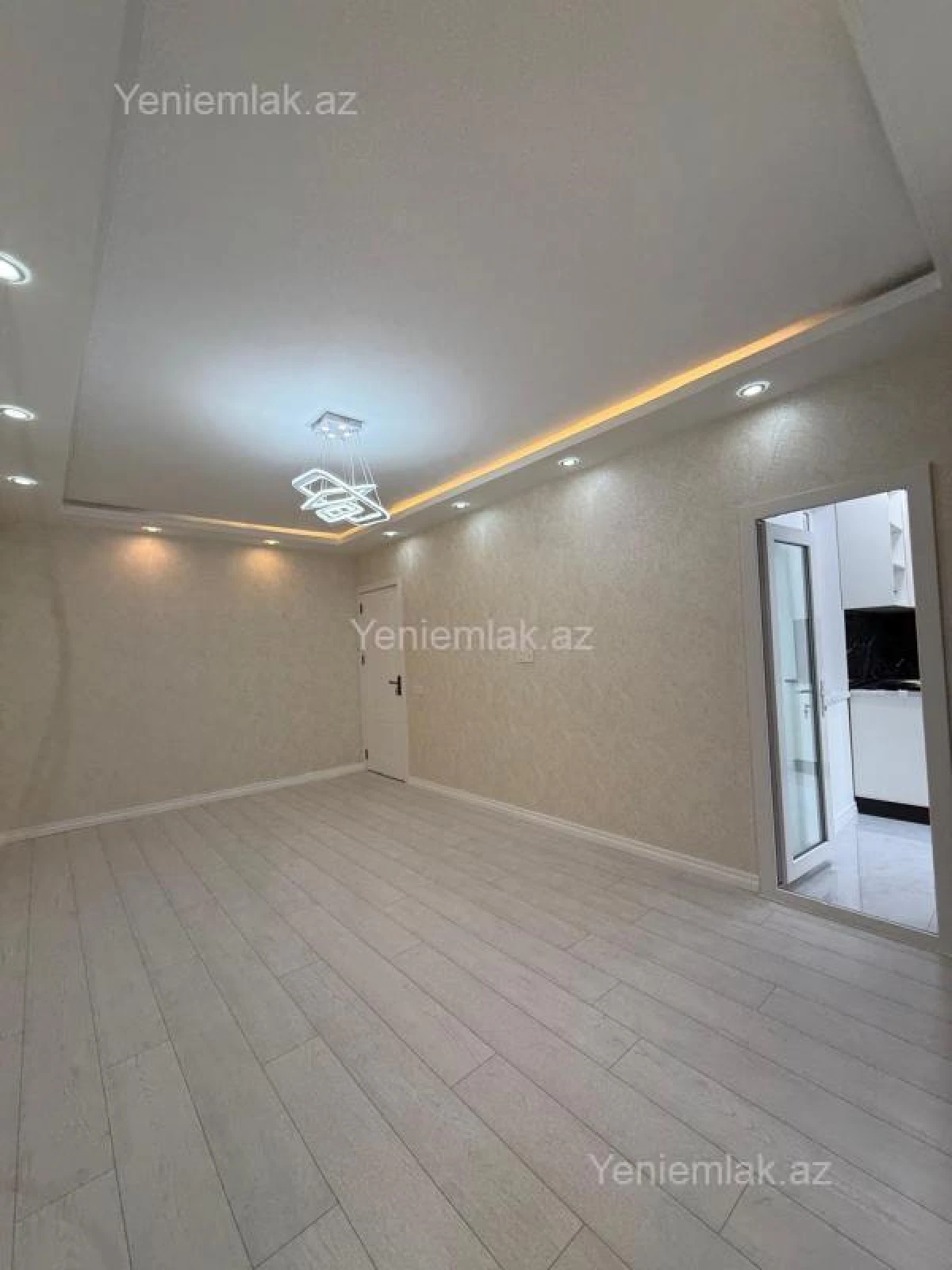 Satılır 3 otaqlı köhnə tikili 60 m²