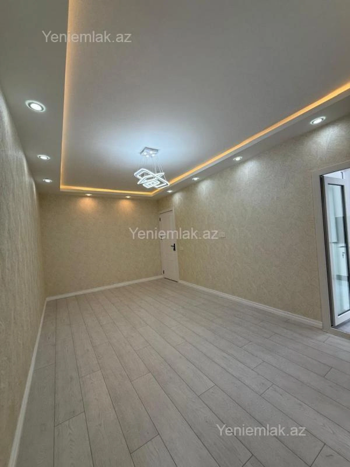 Satılır 3 otaqlı köhnə tikili 60 m²
