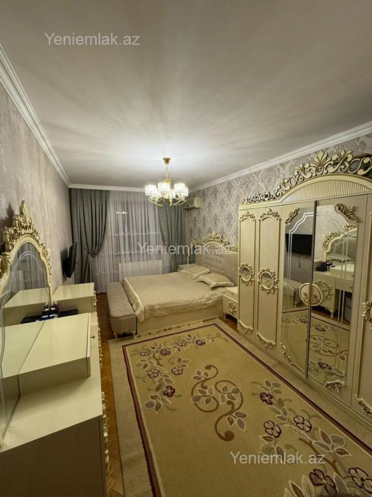 Satılır 7 otaqlı köhnə tikili 187 m²