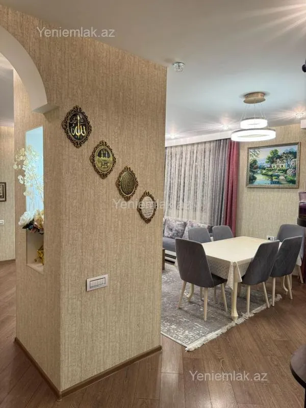 Satılır 7 otaqlı köhnə tikili 187 m²