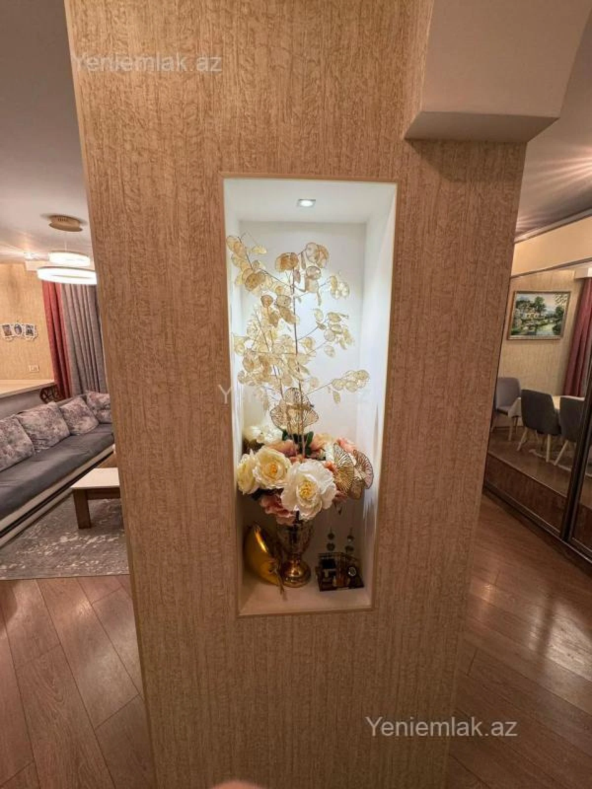 Satılır 7 otaqlı köhnə tikili 187 m²