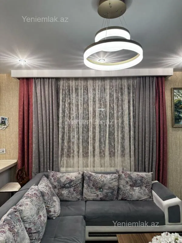 Satılır 7 otaqlı köhnə tikili 187 m²