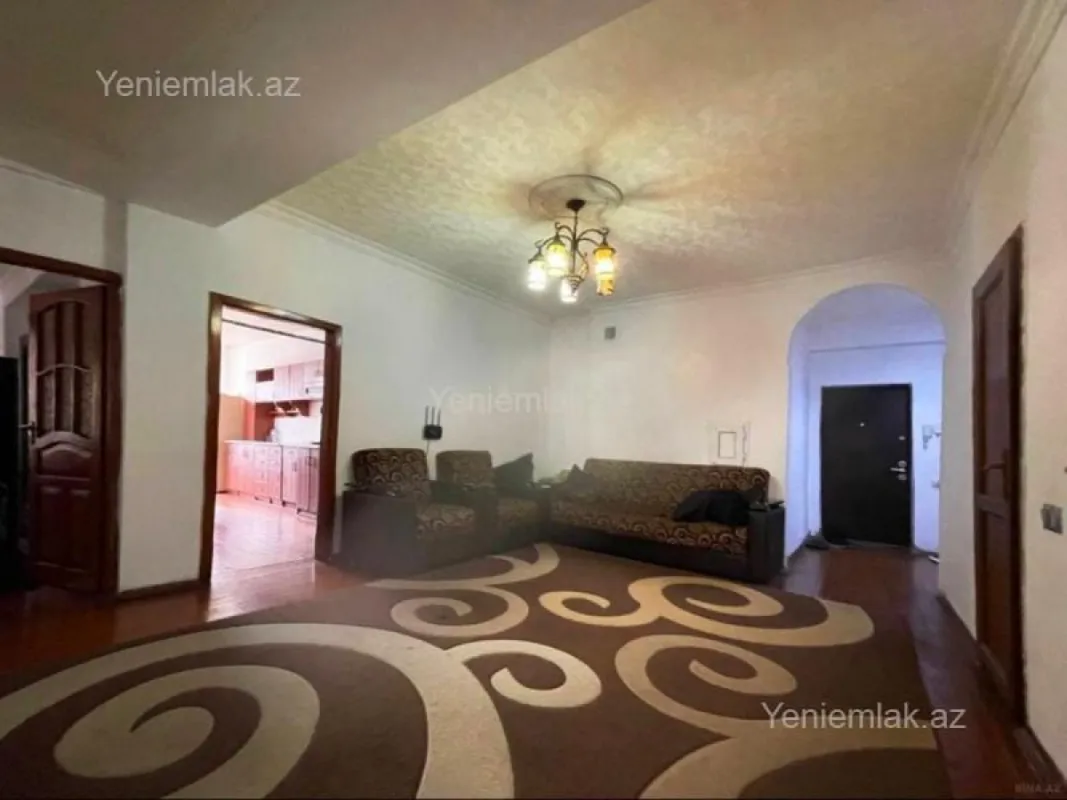 Satılır 4 otaqlı yeni tikili 135 m²