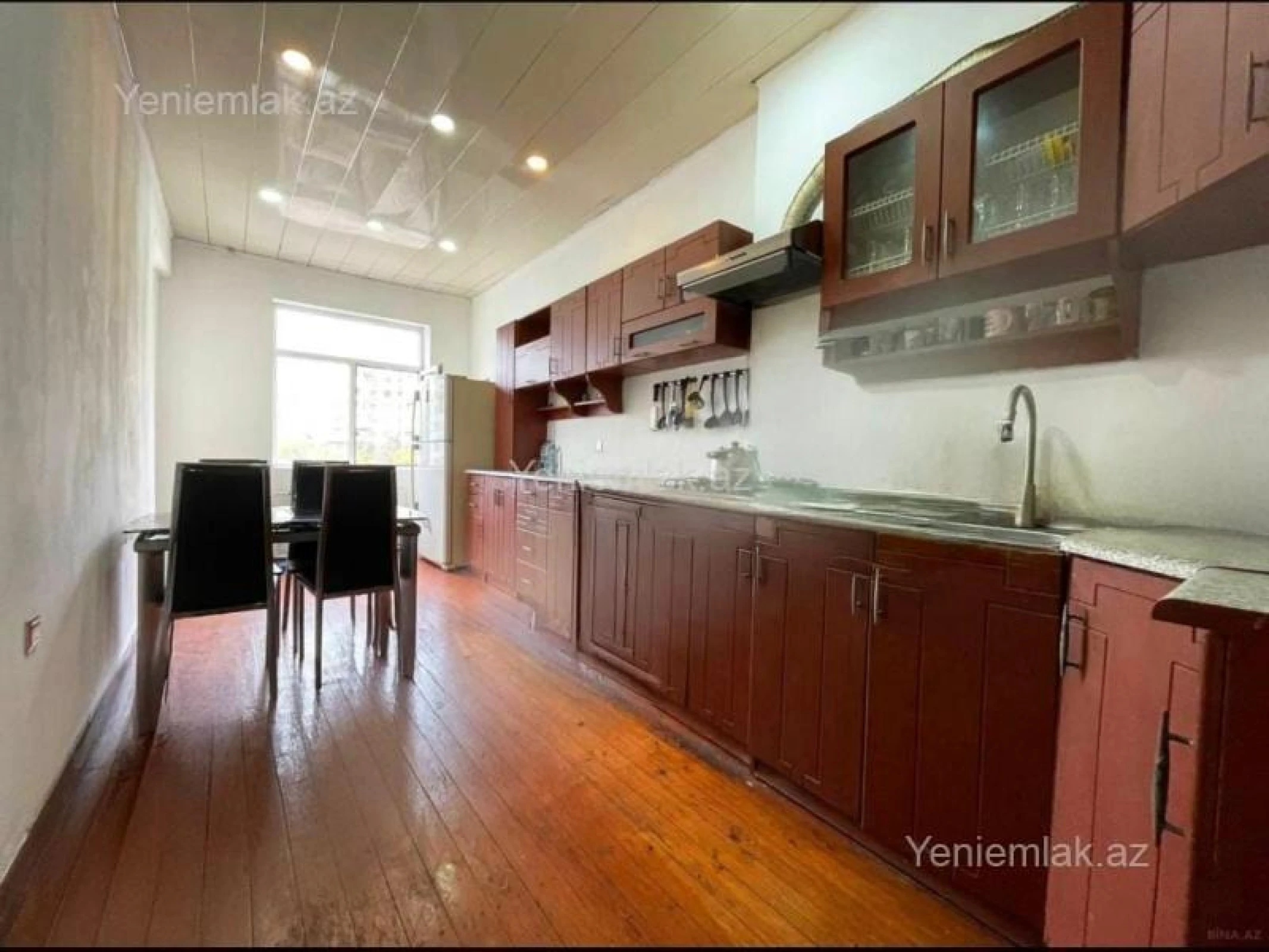 Satılır 4 otaqlı yeni tikili 135 m²