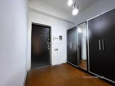Satılır 4 otaqlı yeni tikili 135 m²