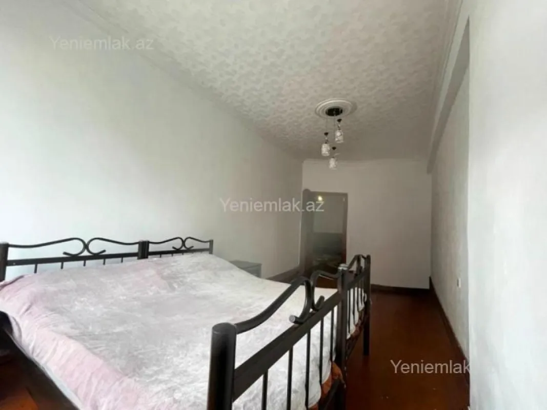 Satılır 4 otaqlı yeni tikili 135 m²