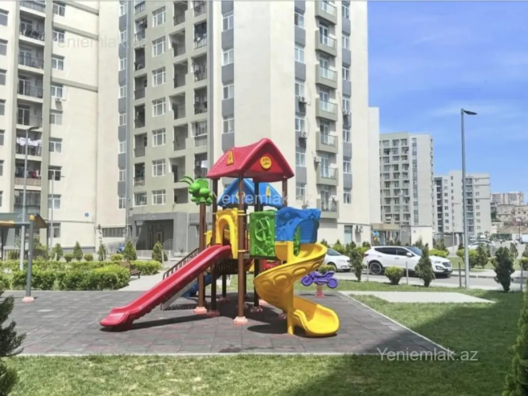 Satılır 3 otaqlı yeni tikili 88 m²