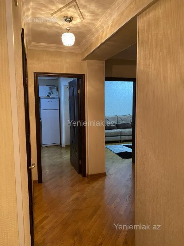 Satılır 2 otaqlı yeni tikili 75 m²