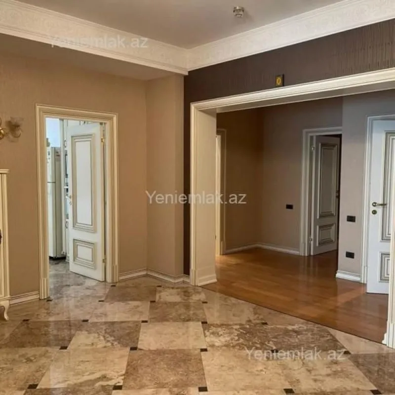 Satılır 4 otaqlı yeni tikili 232 m²