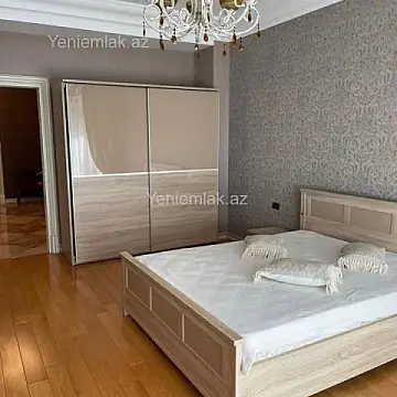 Satılır 4 otaqlı yeni tikili 232 m²