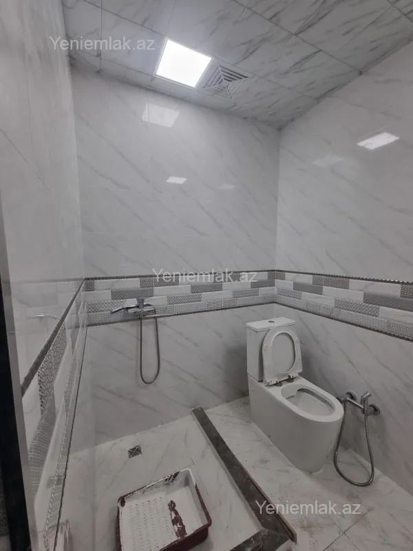 Satılır 3 otaqlı yeni tikili 64 m²