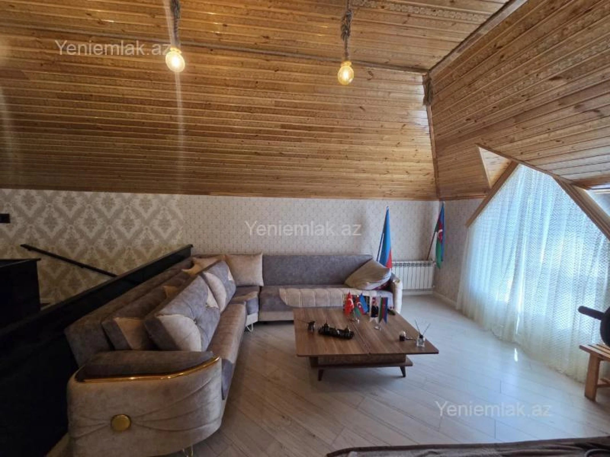 Satılır 6 otaqlı həyət evi 370 m²