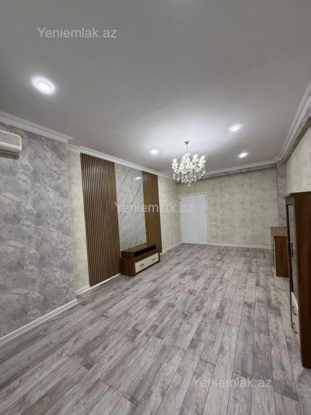 Satılır 3 otaqlı yeni tikili 110 m²