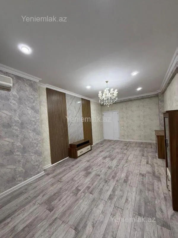 Satılır 3 otaqlı yeni tikili 110 m²