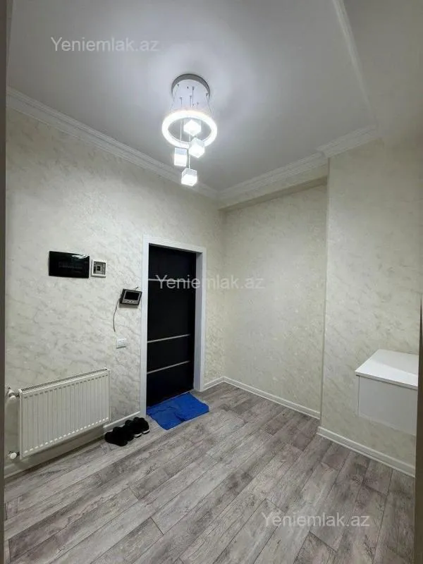 Satılır 3 otaqlı yeni tikili 110 m²