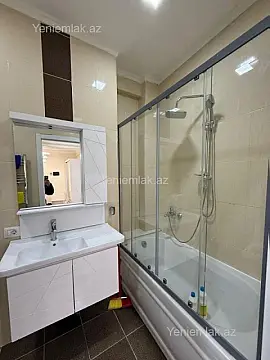 Satılır 3 otaqlı yeni tikili 110 m²