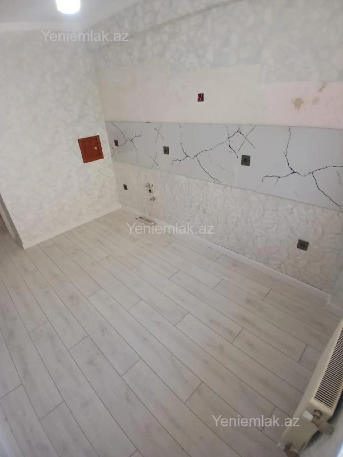 Satılır 3 otaqlı yeni tikili 85 m²