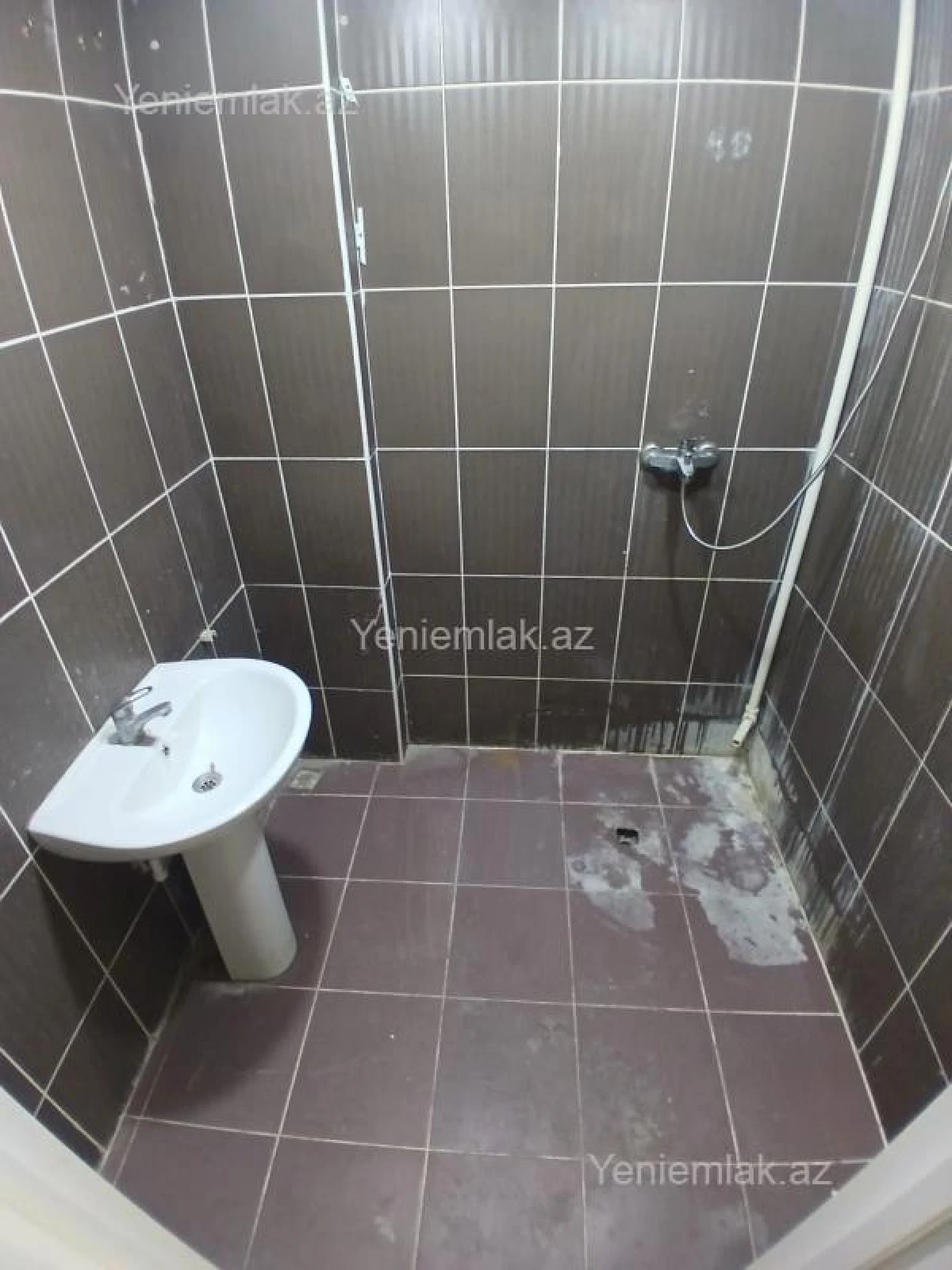 Satılır 3 otaqlı yeni tikili 85 m²