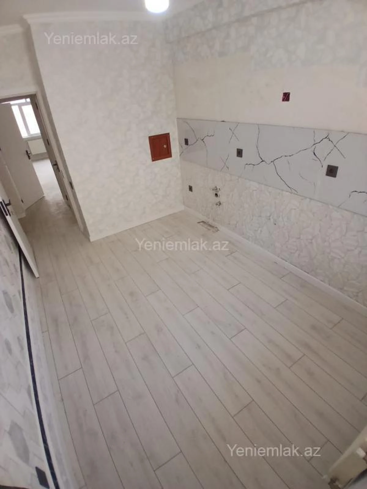 Satılır 3 otaqlı yeni tikili 85 m²