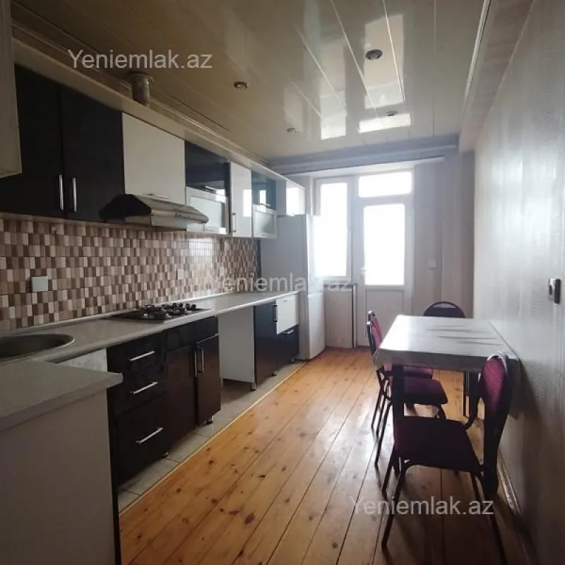 Satılır 3 otaqlı yeni tikili 115 m²