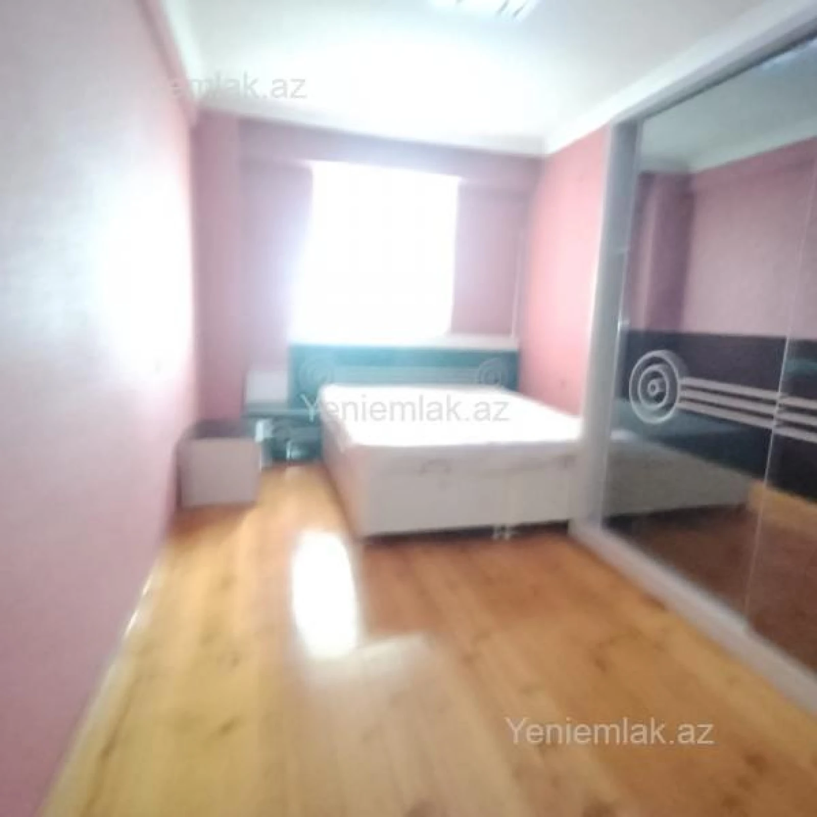 Satılır 3 otaqlı yeni tikili 115 m²