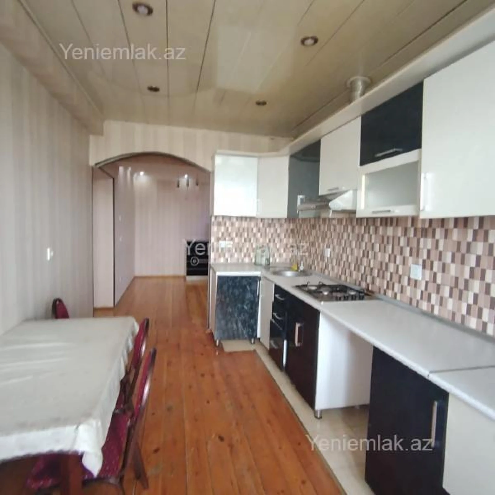 Satılır 3 otaqlı yeni tikili 115 m²