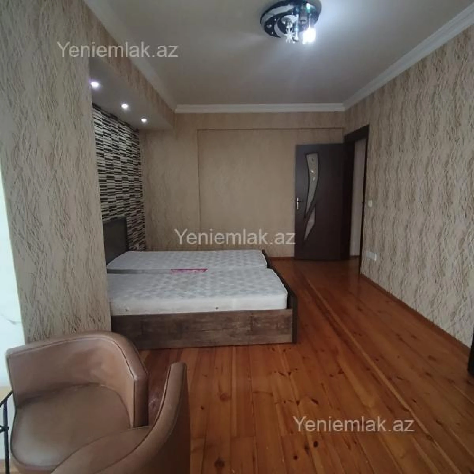 Satılır 3 otaqlı yeni tikili 115 m²