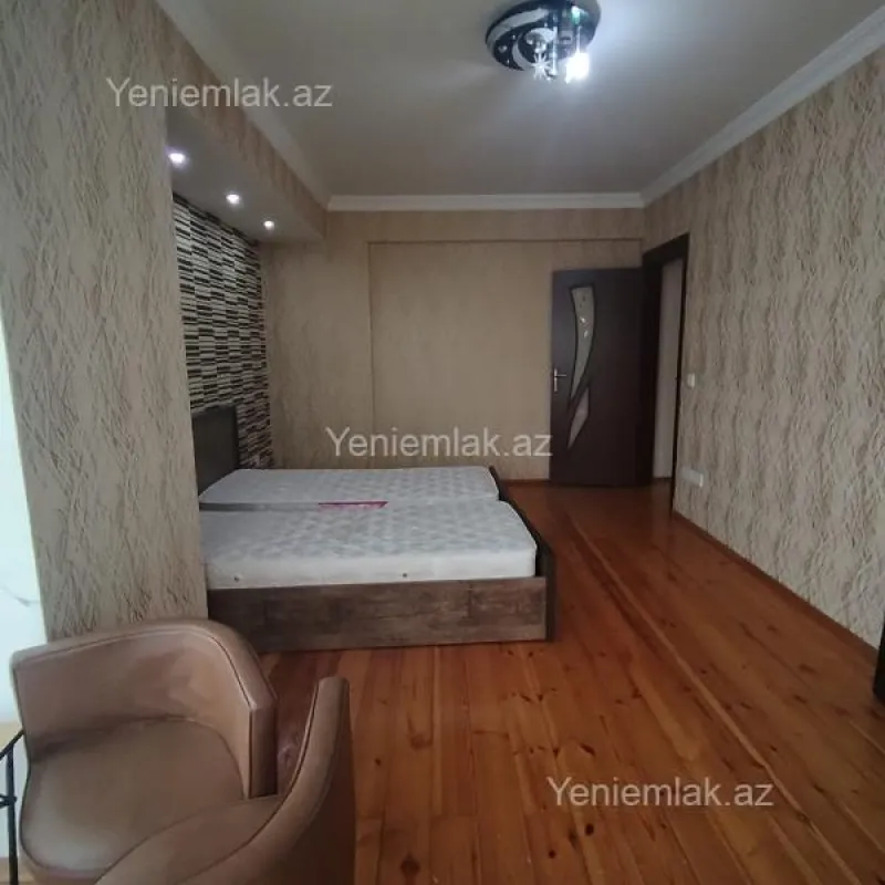 Satılır 3 otaqlı yeni tikili 115 m²
