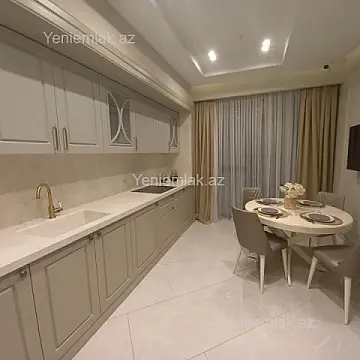 Satılır 4 otaqlı yeni tikili 130 m²