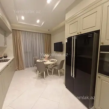 Satılır 4 otaqlı yeni tikili 130 m²