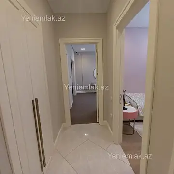 Satılır 4 otaqlı yeni tikili 130 m²