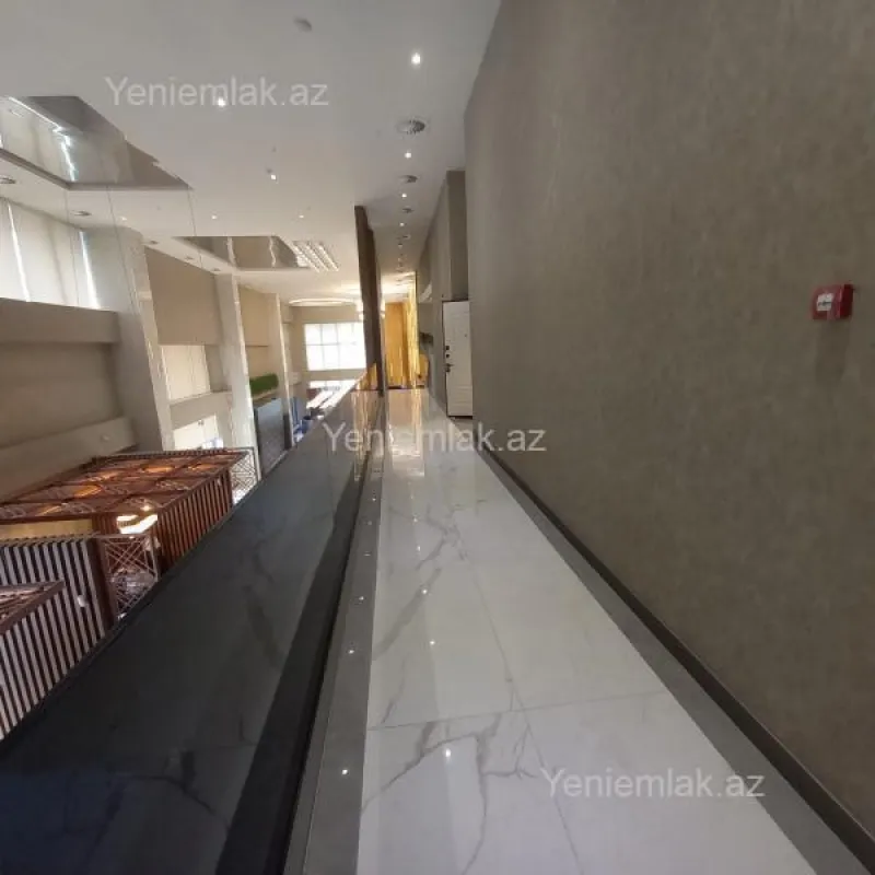 Satılır 4 otaqlı yeni tikili 130 m²