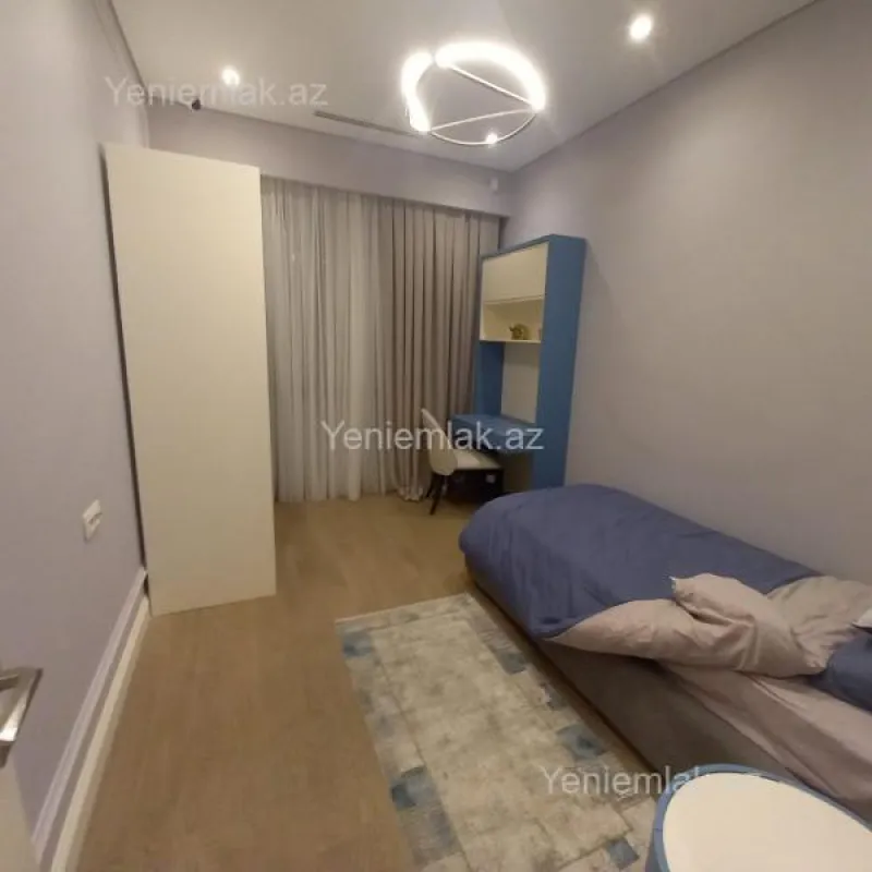 Satılır 4 otaqlı yeni tikili 130 m²