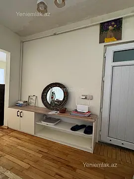 Satılır 2 otaqlı köhnə tikili 45 m²