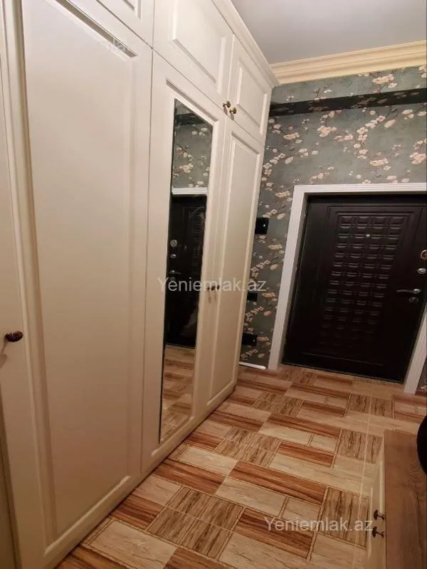 Satılır 2 otaqlı yeni tikili 64 m²