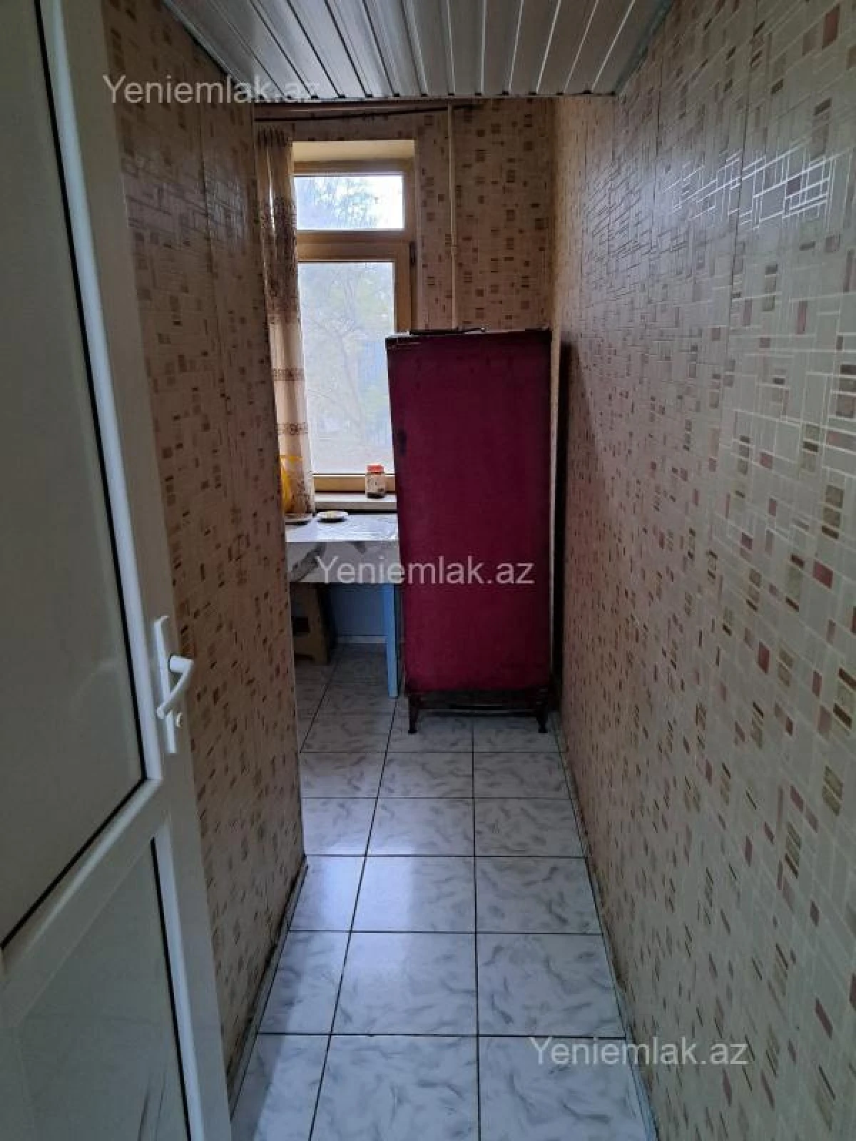 Satılır 3 otaqlı köhnə tikili 80 m²