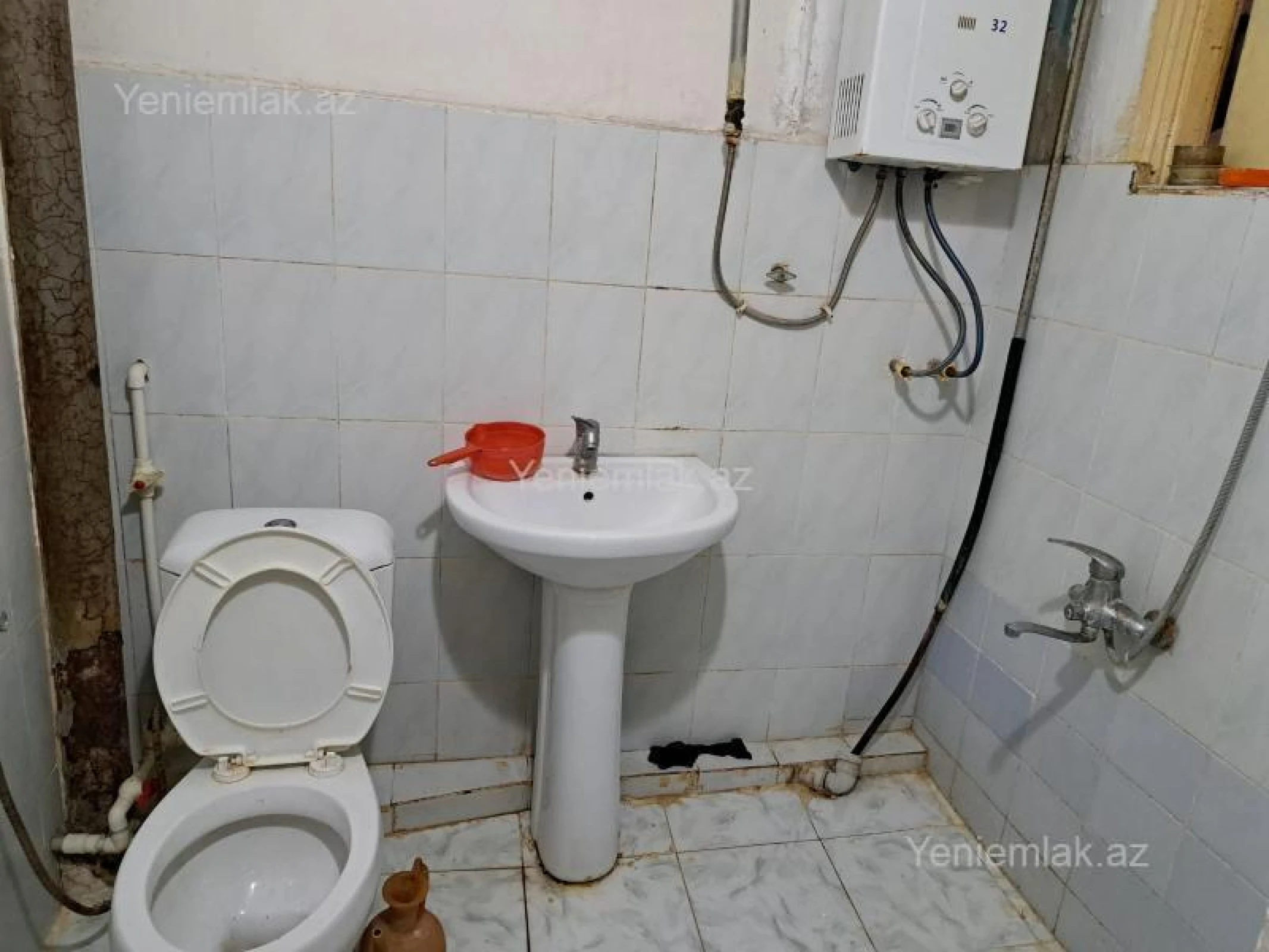 Satılır 3 otaqlı köhnə tikili 80 m²