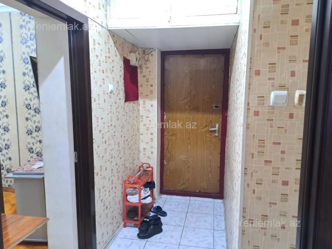 Satılır 3 otaqlı köhnə tikili 80 m²