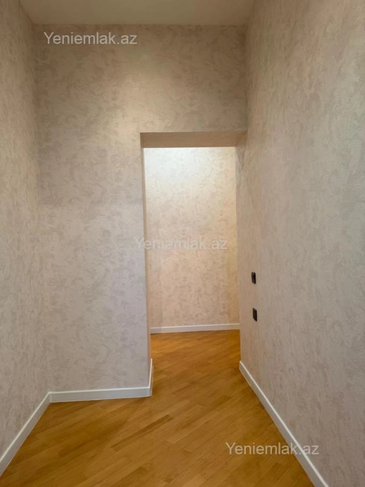 Satılır 3 otaqlı yeni tikili 135 m²