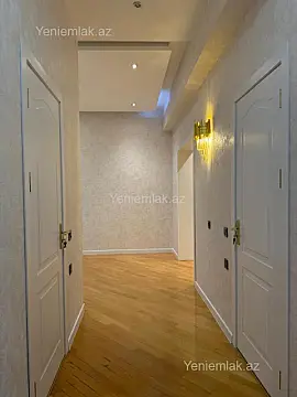 Satılır 3 otaqlı yeni tikili 135 m²
