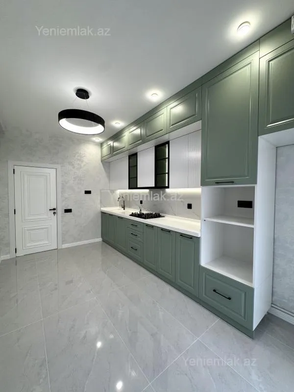 Satılır 3 otaqlı yeni tikili 105 m²