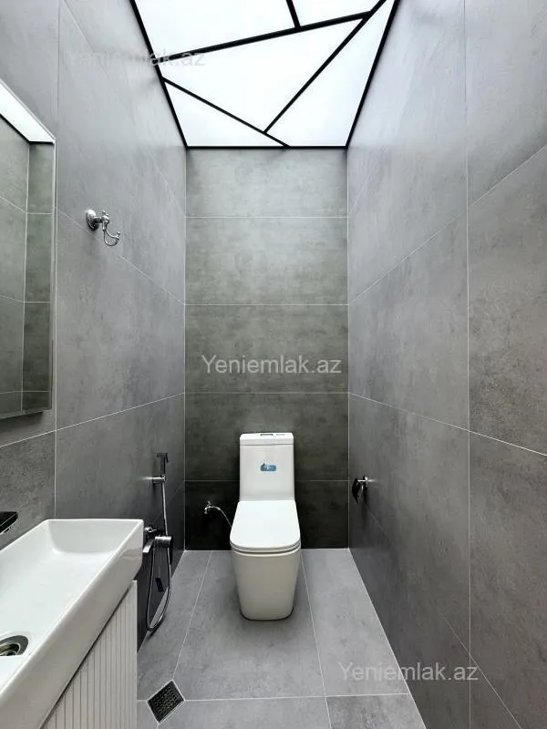 Satılır 3 otaqlı yeni tikili 105 m²